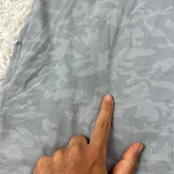 Lululemon Essential Tank *Pleated Incognito Camo SSL Silver Drop Alpine White - Picture 2 of 5